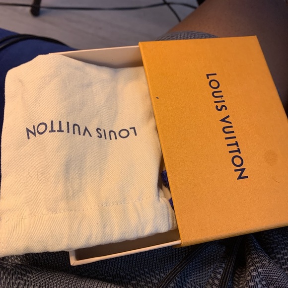 Louis vuttion bracelet authentic - Picture 4 of 4